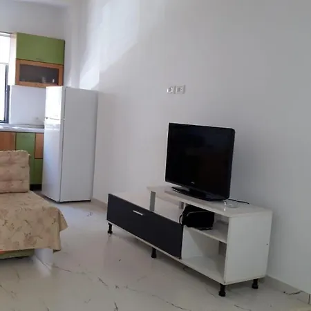Ivas Apartment *